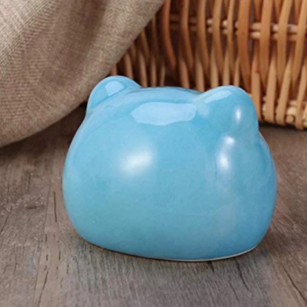 Cat Shaped Bedding House for Small Animals